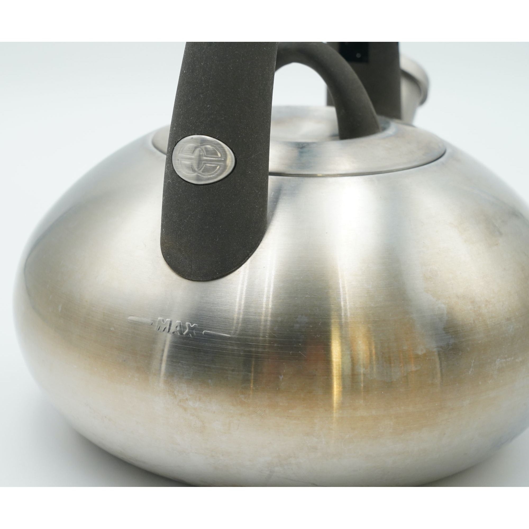 Calphalon 2 Qt. Stainless Steel Whistling Kettle 4402