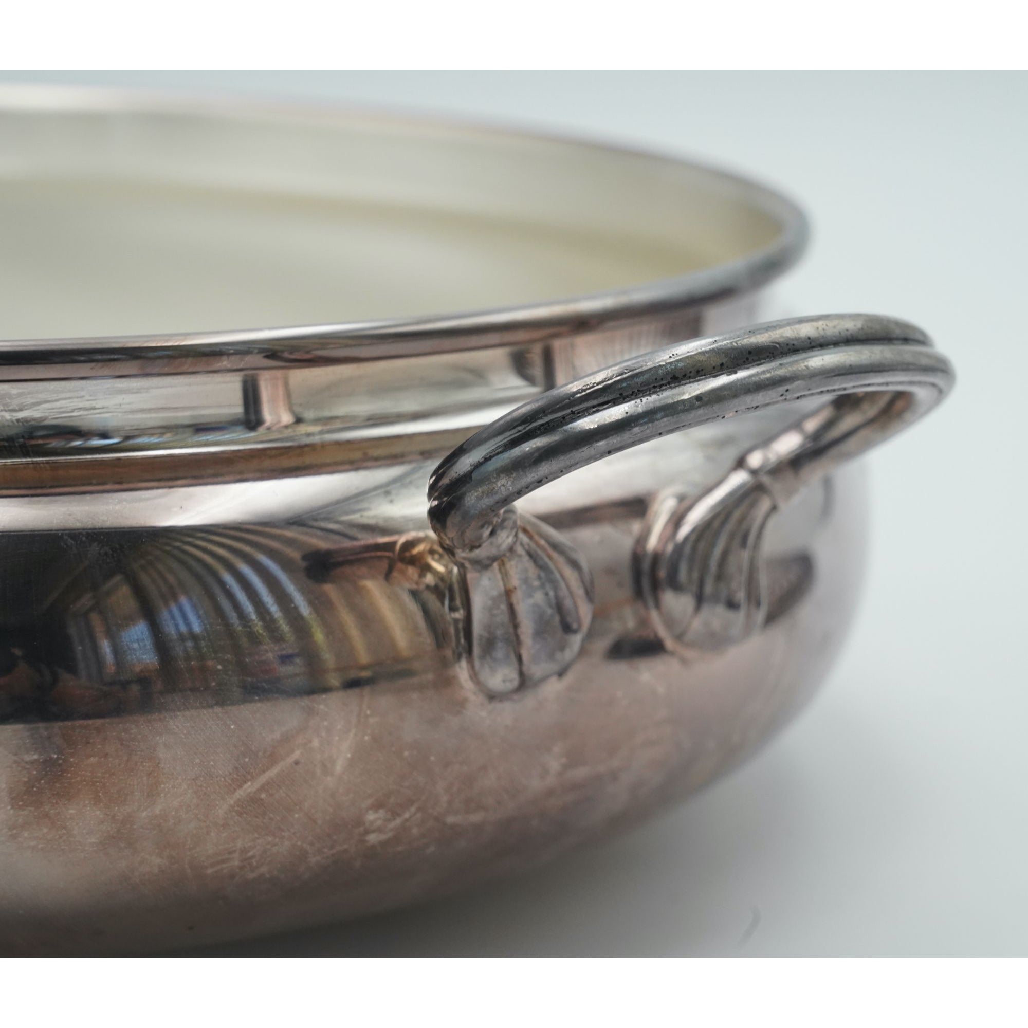 Gorham YH307 Silver-Plated Round Covered Casserole with Glass