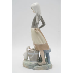 Vintage Lladro Women Working Girl w/ Milk Pail Handmade Porcelain Figurine Spain