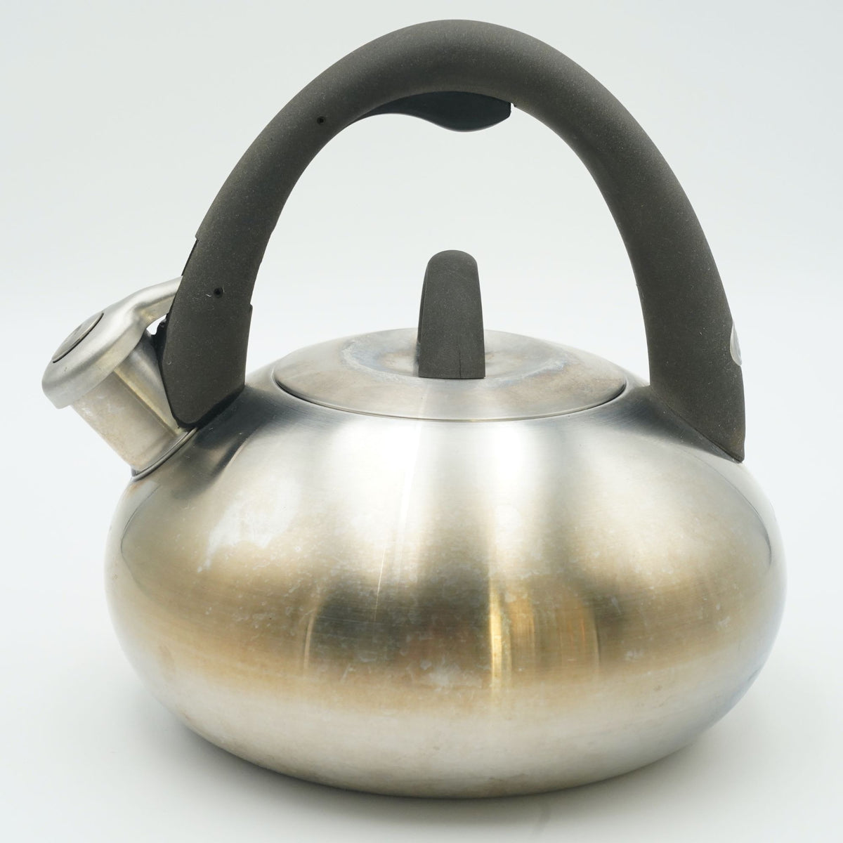 Calphalon 2 Qt. Stainless Steel Whistling Kettle 4402